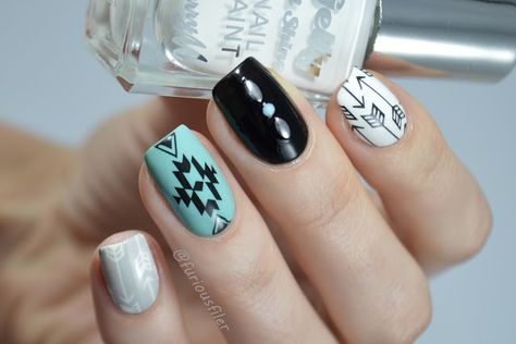 Tribal Design Featuring BPS Water Decals Western Nail Art, Country Acrylic Nails, Rodeo Nails, Cowboy Nails, Indian Nails, Aztec Nails, Western Nails, Country Nails, Cow Nails