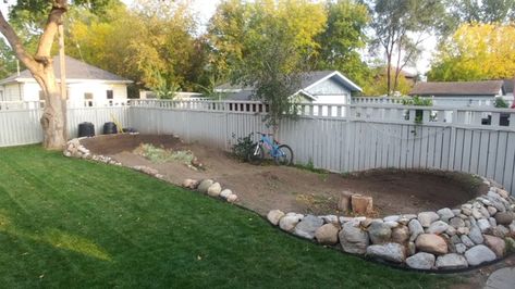 Diy Backyard Pump Track, Backyard Bmx Track, Bmx Track Backyard, Dirt Pump Track, Backyard Rc Track, Backyard Pumptrack, Backyard Pump Track, Kids Bike Track, No Grass Yard