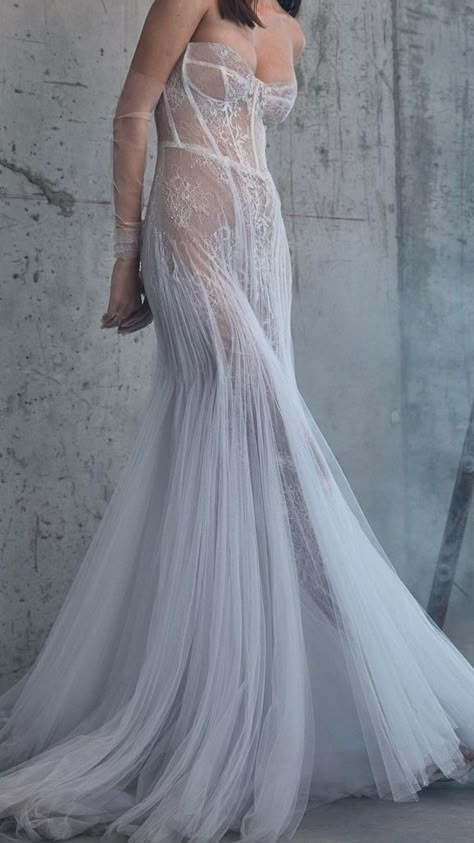 Wet Look Wedding Dress, Boned Wedding Dress, 2024 Photoshoot, Dress Soiree, Crazy Wedding, Moorish Architecture, Wedding Dresses 2024, Milla Nova, High Neck Wedding Dress