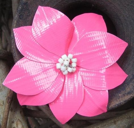 20 Easy Duct Tape Flowers | 101 Duct Tape Crafts Duct Tape Pens, Duct Tape Diy, Duck Tape Projects, Duct Tape Projects, Tape Flower, Duct Tape Flowers, Duct Tape Wallet, Duct Tape Crafts, Washi Tape Crafts