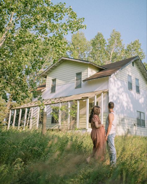 Delilah Loeppky, Holding A Baby, Countryside Cottage, Mum Life, Farm Lifestyle, Biblical Womanhood, Sipping Coffee, Ohana Means Family, Farm Photo