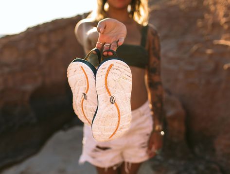 Best Walking Sandals, Hiking Sandals Womens, Womens Chacos, Best Hiking Backpacks, Adventure Sandals, Best Hiking Boots, Sales Promotion, Chacos Sandals, Womens Hiking Shoes