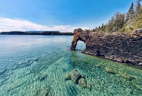 Canada Lake, Canadian Lakes, Trout Lake, Bass Lake, Big Lake, Moraine Lake, Vacation Days, Clear Lake, Secluded Beach