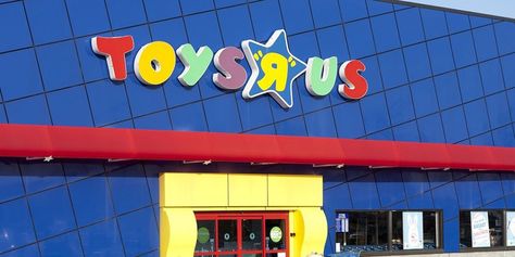 Toys R Us Store, Kaai Yuki, Primary Colours, 2000s Nostalgia, Random Aesthetics, Clowning Around, Childhood Nostalgia, Kid Core, 90s Kids