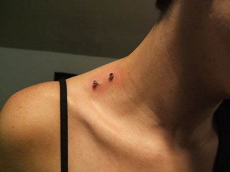 Vampire piercing♥ Vampire Bites Piercing, Vampire Piercing, Vampire Bite, Vampire Bites, Wicked Tattoos, Piercing Tattoo, Piercing Jewelry, Tattoos And Piercings, Tatting