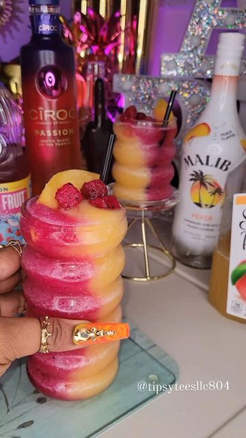 Shots Alcohol Recipes, Frozen Drinks Alcohol, Vegas Aesthetic, Fruity Alcohol Drinks, Fun Drinks Alcohol, Iced Drinks Recipes, Pretty Alcoholic Drinks, Alcholic Drinks, Summer Drinks Alcohol