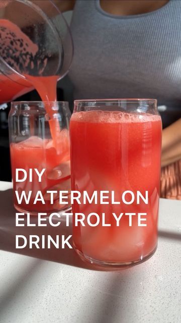 Charlotte Martin, MS, RD on Instagram: "Hydration is extra important during this heatwave 🥵 so I’m showing you how to make your very own Watermelon Electrolyte Drink! 🍉🍉(with no added sugar!) Follow @shapedbycharlotte for more recipes and nutrition tips! • Makes 2 servings: 2 cups fresh cubed watermelon ½ cup coconut water (I like using the pineapple coconut water from Vitacoco) ½ cup plain water Juice of ½ - 1 lime Scant ¼ tsp salt • Blend and that’s it! Best served chilled or over ice 🍉" Watermelon Hydration Drink, Watermelon Coconut Water, Electrolyte Drink Coconut Water, Cubed Watermelon, Pineapple Coconut Water, Charlotte Martin, Electrolyte Drink Recipe, Homemade Gatorade, Coconut Water Recipes