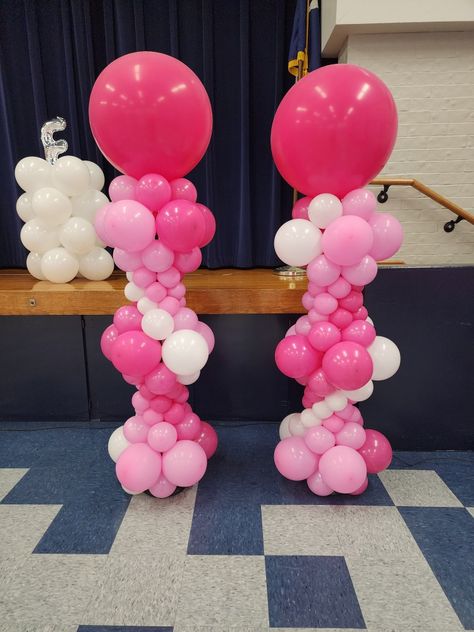 Bridal Shower Balloon Columns, Pink Backdrop With Balloons, Valentines Day Balloon Columns, Barbie Balloon Columns, Balloon Columns Diy, Balloon Columns Ideas, Balloon Pillars, Balloon Chandelier, Balloon Bouquet Diy