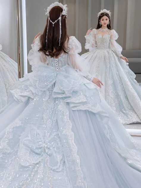 White Ball Gowns With Sleeves, Pretty Poofy Dresses, Beautiful Princess Gowns, Big Poofy Dresses Princesses, Fantasy Princess Wedding Dress, Modest Fairytale Dress, Big Bow Dress Gowns, Real Life Princess Dresses, Snow Princess Dress