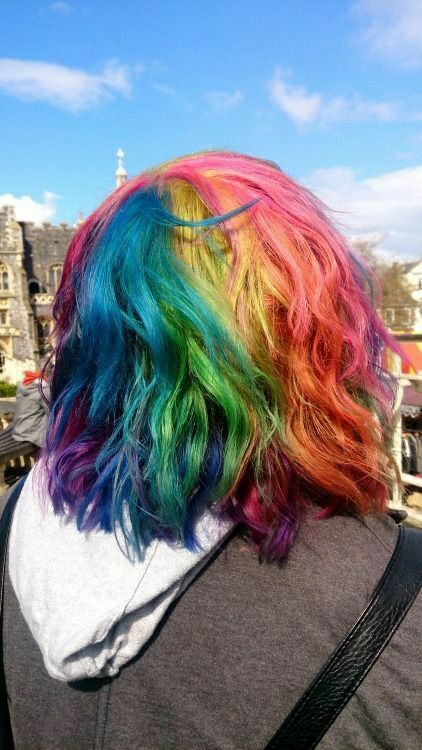 Short Rainbow Hair, Rainbow Hair Color, Creative Hair Color, Dyed Hair Inspiration, Pretty Hair Color, New Hairstyle, Haircut And Color, Colored Hair, Dye My Hair