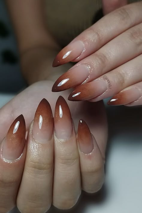 Autumn nails, stiletto, brown nails, autumn 2023, long nails Copper Ombre Nails, November Ombre Nails, Dark Brown Ombre Nails, Stiletto Brown Nails, Brown Ombre Nails Acrylic, Brown And Orange Nails Fall, 2023 Long Nails, Fall Ombre Nails Ideas, Alaska Nails