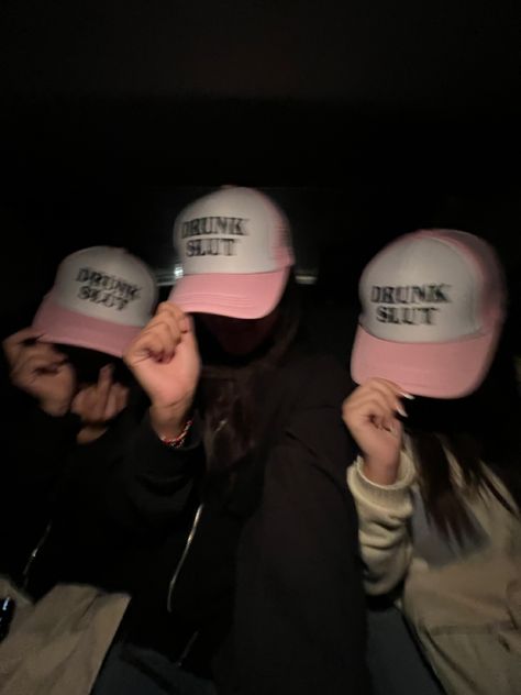 Friendship Goals Squad, 3 Friends Dp Aesthetic, Group Dp Aesthetic, 3 Friends Group Dp, Best Friends Group Dp, Girls Friendship Dp, Friends Squad Aesthetic, Girls Gang Dp, Trio Girls Squad Aesthetic