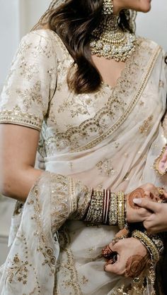 Blouse Designs Wedding, Saree For Engagement, Sarees Party Wear, Engagement Saree, Saree Ideas, Designer Sarees Wedding, Design Saree, Sarees Wedding, Latest Bridal Dresses