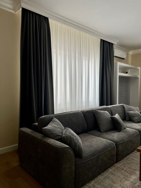 Black White And Grey Living Room, Beige Curtains Living Room, Grey Curtains Living Room, Dark Grey Curtains, Grey Living Room, Beige Room, Brown Curtains, Beige Curtains, Brown Rooms