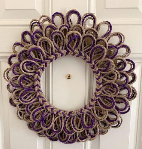 Festive Jute Decorative Wreath 7:00 AM Gail @Purple Hues and Me Creative Craft Hop, Jute Wreath 12 commentsFestive Jute Decorative Wreath Jute Wreath Diy, Cardboard Wreath Form, Jute Wreath, Twine Wreath, Free Fall Printables, Vintage Picnic Basket, Homemade Wreaths, Fun Wreath, Vintage Picnic