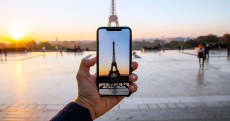 Learn these tricks to turn your phone into the best personal assistant ever. Person Taking Photo, Eiffel Tower Pictures, Hotel App, Intercontinental Hotel, Latest Smartphones, Phone Hacks, Stonehenge, Travel Instagram, New City