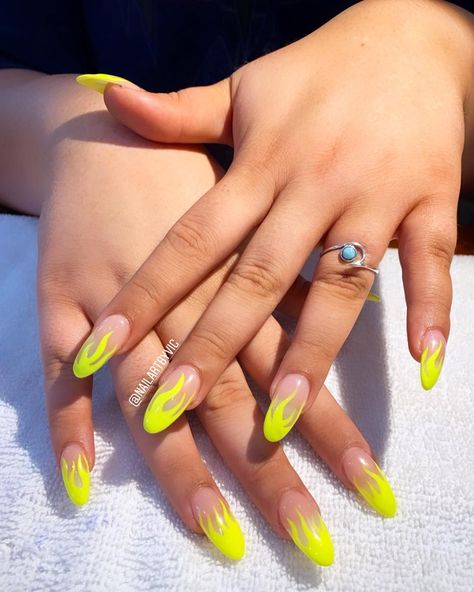 Neon flames nail art. 🤪 #nails #nails💅 #nailsofinstagram #gelpolish #gelnails #gel #neonyellownails #flamesnails #flamesnailart #hotnails #ovalshape #cutenails #yellownails Neon Nail Extensions, Yellow Flame Nails, Fire Acrylic Nails, Flames Nails, Neon Flames, Colourful Acrylic Nails, Neon Yellow Nails, Flame Nail Art, Wine Red Nails