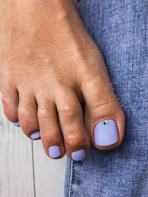 Trendy Summer 2024 Pedicure Colors: Hot Styles for Your Toes Pedicure Styles, Beach Vacation Looks, Male Polish, Blue Pedicure, Nail Polish Combinations, Spring Pedicure, Nail 2024, Pedicure Designs Toenails, Lip Colours