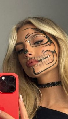 #HalloweenMakeup#HalloweenMakeupLook#HalloweenBeauty#SpookyMakeup#GothicMakeup#HalloweenFacePaint#CreativeMakeup#HalloweenGlam#CreepyMakeupHauntedMakeup# Dr Harleen Quinzel, Halloween Makeup For Kids, Harleen Quinzel, Skeleton Halloween Costume, Halloween Beauty, Skeleton Makeup, Halloween Makeup Pretty, Face Art Makeup, Rave Makeup