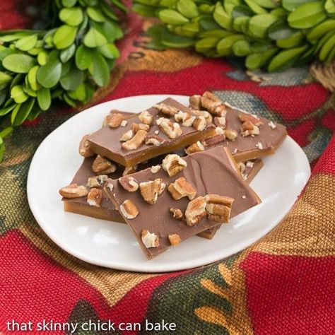 20 Christmas Sweets and Treats | MM #184 - A Wonderful Thought English Toffee Recipe, Rave Review, Christmas Sweet Treats, Christmas Food Treats, Toffee Recipe, English Toffee, Christmas Candy Recipes, Christmas Sweets, Christmas Snacks