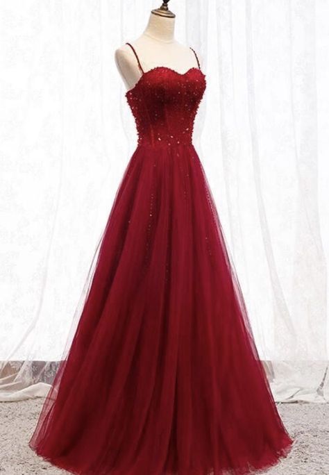 Junior Prom Dress, Baju Kahwin, Prom Dress Pictures, Junior Prom, Jr Prom, Long Formal Dress, Junior Prom Dresses, Burgundy Prom Dress, Prom Dress Inspiration