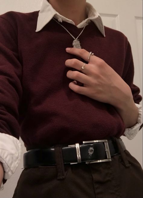 Button Down Shirt Outfit Professional, Dark Academia Outfit Inspo Men, Burgundy Vest Outfit Men, Vintage Victorian Aesthetic Outfits, Masc Outfits Dark Academia, Outfit Ideas Dark Academia Casual, Dark Academia Nonbinary Fashion, Dark Acedamia Outfits Masculine, Male Acedamia Fashion