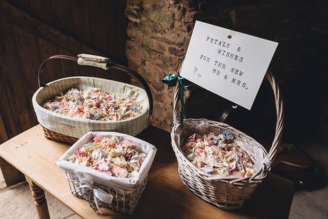 Homespun Country Rustic Barn & Tipi Wedding Petal Toss Wedding, Confetti Basket, Confetti Sign, Confetti Bars, Wedding Window, Petal Toss, Wedding At Home, Diy Confetti, Flower Confetti