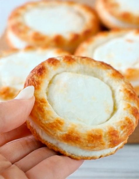 New York Cheesecake Cookies New York Cheesecake Cookies Recipes, Cheesecake Stuffed Cookies Recipes, New York Cheesecake Cookies, Cheesecake Stuffed Cookies, Classic New York Cheesecake, Cookies Cheesecake, New York Cookies, Cheesecake Cookies Recipes, Cheesecake Pops