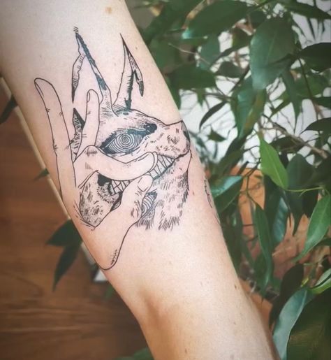 Aki Tattoo Ideas, Demon Fox Tattoo, Aki Tattoo, Chainsaw Man Tattoo, Tattoo Future, Wolf Demon, Anime Tats, Fox Demon, Tats Ideas