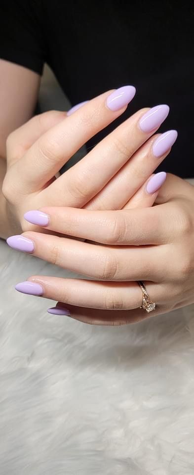 Lavender Nail Inspo Almond, Lilac Nails Almond Short, Nails For Purple Hoco Dress, End Of Summer Nails Acrylic Almond, Light Pastel Nail Colors, Light Lavender Almond Nails, Oval Lilac Nails, Almond Nails Lilac Purple, Lilac Nail Ideas Pastel Purple