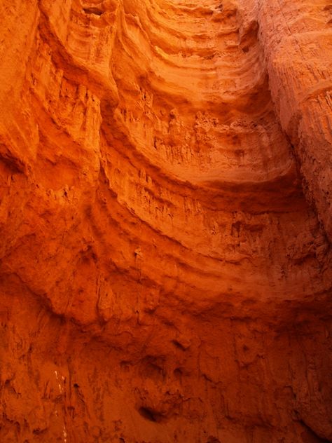 orange rock Prime Aesthetic, Piano Silhouette, Orange Rocks, Colored Rocks, Orange Stuff, Phthalo Green, Colors Of The Wind, Rock Aesthetic, Sunset Vibes