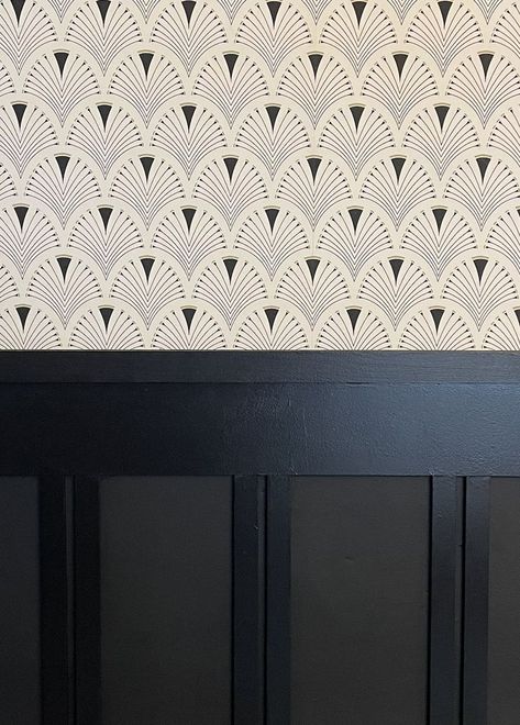 Diy Black Board, Black Board And Batten Wall, Kitchen Dining Room Wallpaper, Black Board And Batten, Black And White Hallway, Old Dining Room, Black And White Dining Room, Dining Room Transformation, Black Hallway