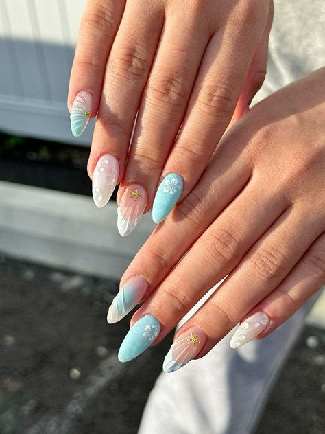 Nails Design For Back To School, New Years Beach Nails, Summer Colourful Nails, Colourful Nail Designs, Nail Art Designs Summer 2024, Birthday Nails Summer, Summer Beach Nail Designs, Nails Beach Design, Baby Blue Nails Designs