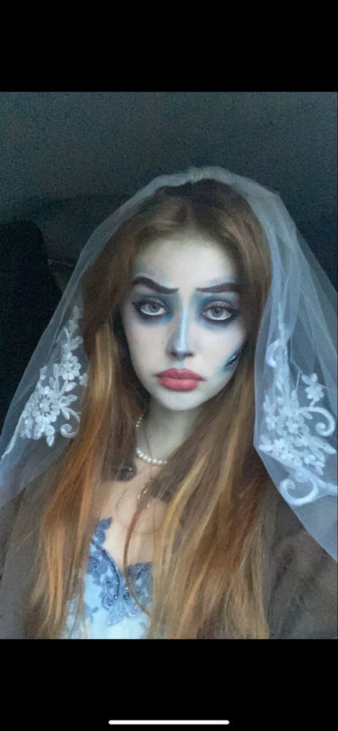 Corp Bride Costume, Corpse Halloween Makeup, Emily Corpse Bride Makeup Easy, Simple Corpse Bride Makeup, Easy Corpse Bride Costume, Corpes Bride Costume Ideas, Corpse Bride Makeup Easy, Corpse Bride Inspired Makeup, Emily Corpse Bride Makeup