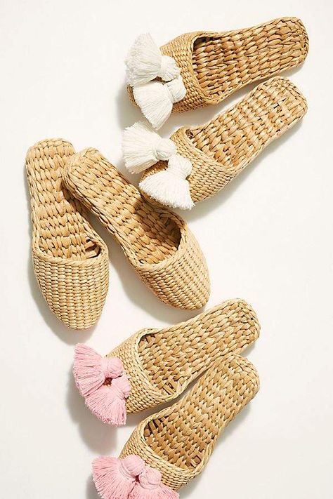 Straw Slippers, Straw Shoes, Designer Slippers, Beach Slippers, Beach Casual, Casual Slippers, House Slippers, Womens Slippers, Womens Flats