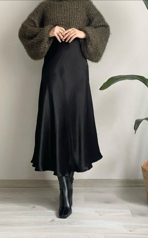 Long Sleeve Brown Dress Outfit, Unique Christmas Outfits, Witchy Fits Aesthetic, Mid Length Skirt Outfit Winter, Modern Millennial Outfits, Winter Outfits Dark Feminine, Business Formal Women Outfits, Winter Ethereal Outfit, Big Waist Outfits