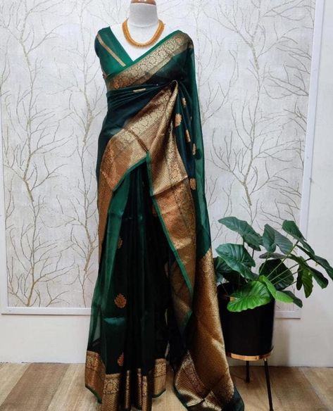 Kora Sarees, Kora Silk Sarees, Traditional Silk Saree, Casual Frocks, Western Outfits Women, Bridal Silk Saree, Sarees Silk, Silk Sarees Online, Traditional Sarees