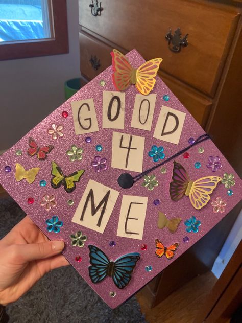 Sour themed good 4 me graduation cap sparkle with flowers and butterflies Olivia Rodrigo Grad Cap, Olivia Rodrigo Graduation Cap, Kpop Graduation Caps, Grad Cap Decorated, College Grad Cap Ideas, 8th Grade Graduation, Graduation Cap Decoration Diy, Grad Hat, Olivia + Core + Aesthetic