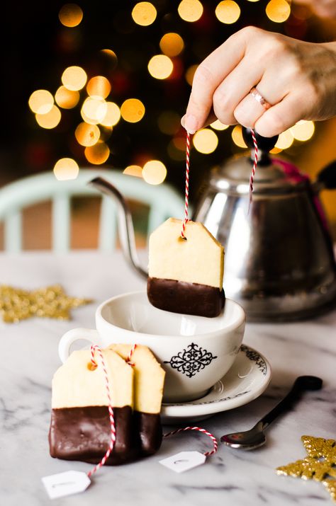 Shortbread Tea Bag Cookies, Yea Party Cookies, Tea Party Aesthetic, Tea Bag Cookies, Winter Tea Party, Mini Patisserie, Tea Images, Christmas Afternoon Tea, Tea Cup Cookies