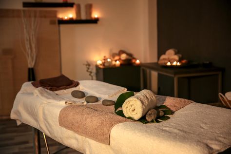 undefined Oil Massage Spa Aesthetic, Cruise Ship Spa, Massage Beds Spa, Couple Massage Spa, Spa Massage Bed, Moroccan Bath, Body Massage Spa, Massage Room Design, Massage Therapy Rooms