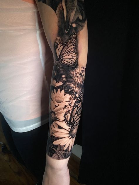 Realism Half Sleeve Tattoo Women, Sleeve Tattoos For Women Realism, Feminine Realism Tattoo Sleeves, Sleeve With Butterfly Tattoo, Realism Feminine Tattoo, Realism Floral Tattoo Sleeve, Mushroom Tattoo Realistic, Realism Flower Tattoo Sleeve, Rose Tattoo Sleeves