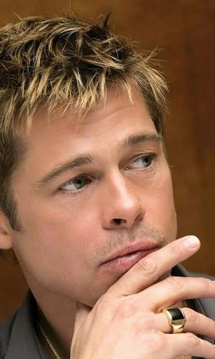 Brad Pitt Frosted Tips, Hair Doo, Brad And Angelina, Brad Pitt And Angelina Jolie, Jolie Pitt, Don Juan, Foto Art, Head Hair, Film Producer