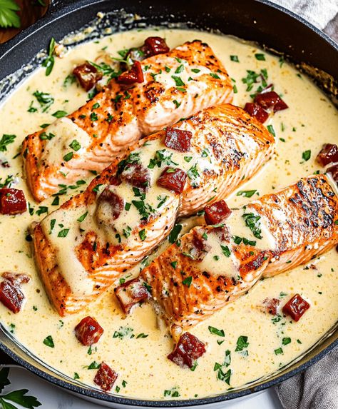 Mediterranean Recipes Salmon, Fish Parmesan, Best Creamy Chicken Noodle Soup, Parmesan Cream Sauce Recipe, Salmon En Croute Recipe, Creamy Chicken Noodle Soup Recipe, Creamy Tuscan Salmon, Salmon With Cream Sauce, Tuscan Salmon Recipe