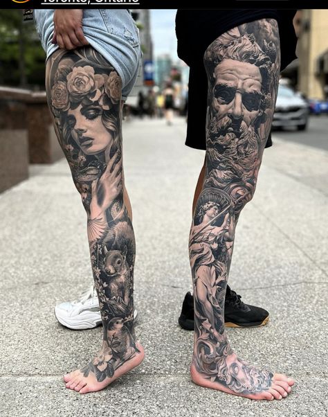 Tattoo Pierna Hombre, Tattoo Perna, Full Leg Tattoos, Greek Mythology Tattoos, Clever Tattoos, Forearm Sleeve Tattoos, Skeleton Hand Tattoo, Back Of Shoulder Tattoo, Body Suit Tattoo