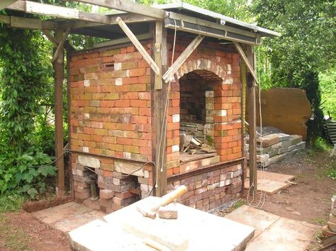 Wood fired kiln Building A Wood Shed, Ceramic Kiln, Pottery Kiln, Wood Kiln, Steel Cage, Brick Oven, Pottery Workshop, Wood Shed, Kiln Firing