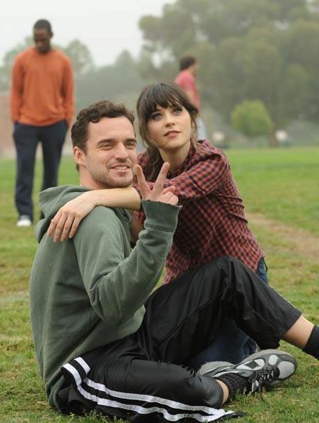 New Girl - Nick and Jess (& forever alone Winston in the background) Nick New Girl, New Girl Nick And Jess, Jess New Girl, New Girl Tv Show, Nick And Jess, New Girl Quotes, Best Tv Couples, Jake Johnson, Jessica Day