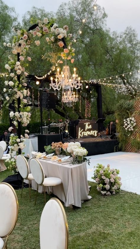 LOS ANGELES EVENT PLANNER (@events_boutique) • Instagram photos and videos Event Management Aesthetic, Event Designer Business, Event Planner Photoshoot, Event Planner Aesthetic, Event Planning Aesthetic, Wedding Planner Aesthetic, Planning Aesthetic, Impact Report, Wedding Setup