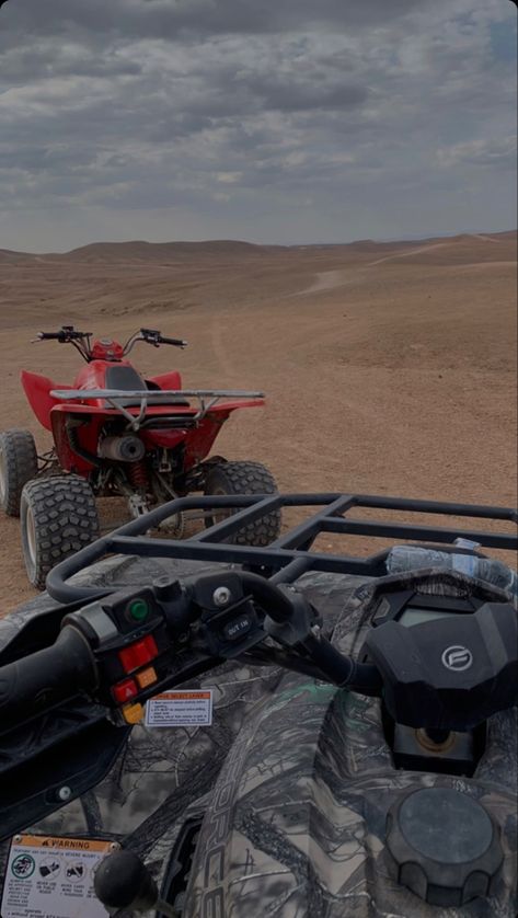 Quad fahren 🤙🏽 Bike Aesthetic, Dubai Aesthetic, Bike Pic, Sharm El Sheikh, E Photo, Quad Bike, Birthday Weekend, Ideas For Instagram Photos, Jet Ski