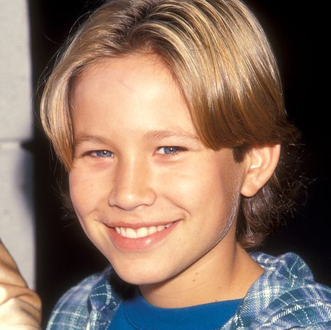 Jtt Jonathan Taylor Thomas, Devon Sawa, School Crush, Christmas Movies On Tv, Jonathan Taylor Thomas, 1980s Childhood, Western Hero, Jonathan Taylor, Blonde Boys