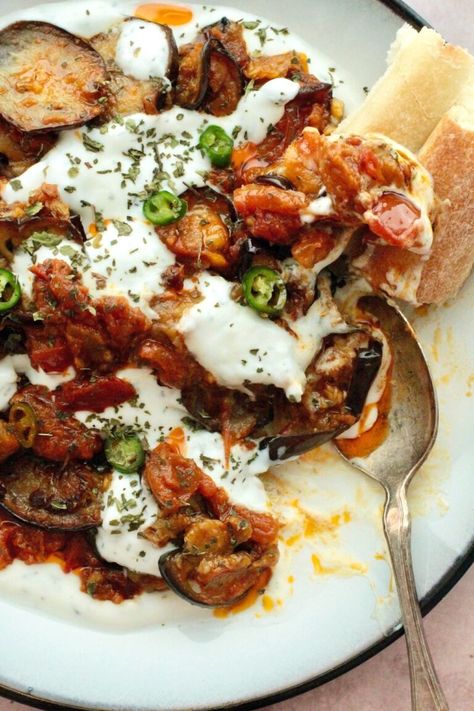 Afghan Eggplant Recipe, Borani Banjan, Eggplant Recipe, Iced Green Tea, Full Fat Yogurt, Yogurt Dip, Chicken Shawarma, Drying Dill, Red Chili Powder